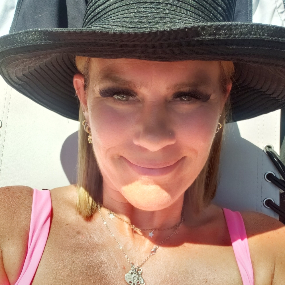 Meet your Posher, Tanya